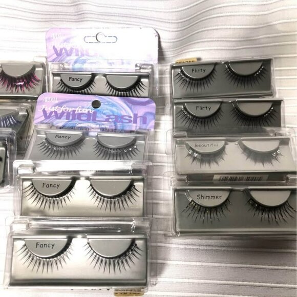 Variety Pack of 14 Be Jeweled and Be Dazzled Ardell Eyelashes - Picture 3 of 5